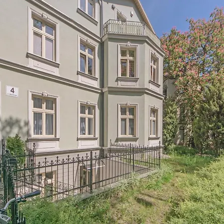 Four - Prywatne Wejscie I Taras W Centrum Sopotu Apartamento *