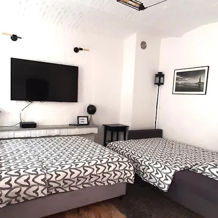 Apartment Studio Four *