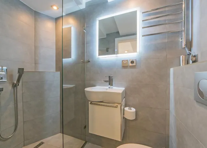 Four - Prywatne Wejscie I Taras W Centrum Sopotu Appartement *