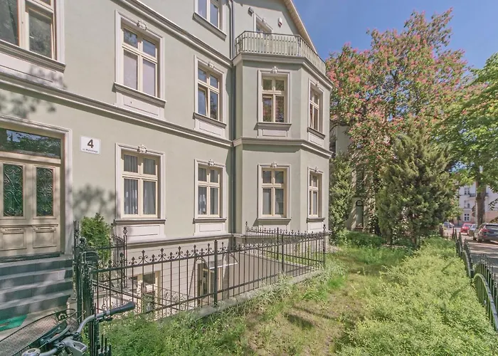 Four - Prywatne Wejscie I Taras W Centrum Sopotu Appartement *